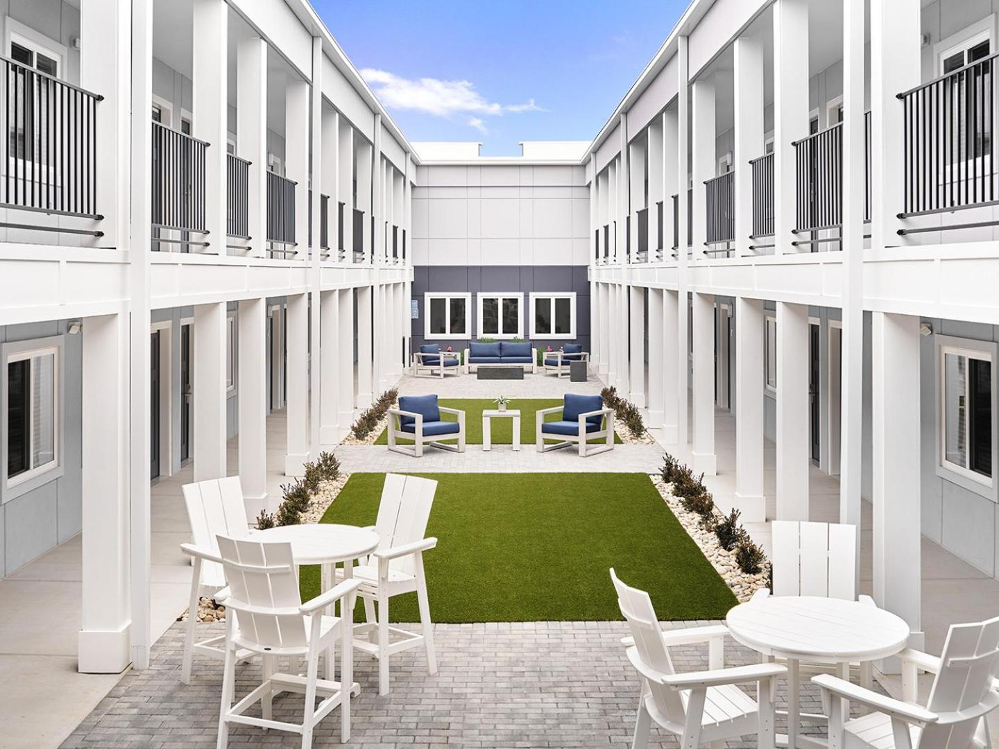 Stayapt Suites Pensacola-Uwf/Florida Hospital Area Ferry Pass Kültér fotó
